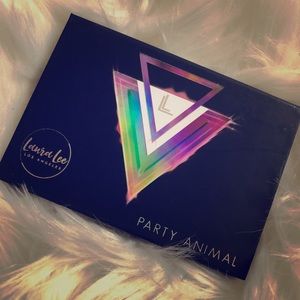 Laura Lee Party Animal Pressed pigment Palette